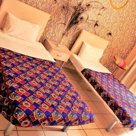 Хостел Urban Backpackers Йоханнесбург Экстерьер фото