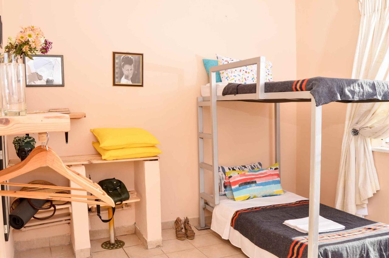 Хостел Urban Backpackers Йоханнесбург Экстерьер фото