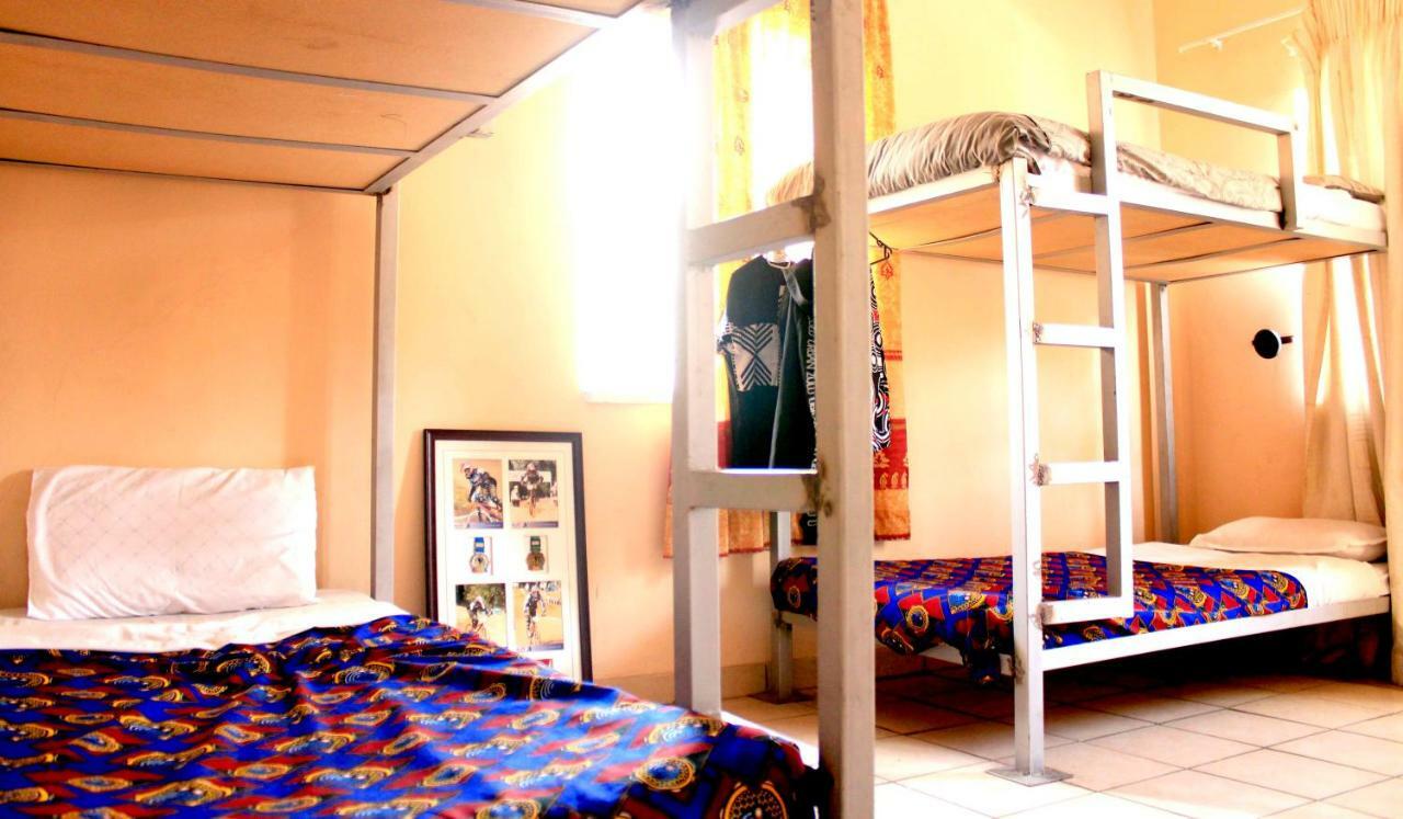 Хостел Urban Backpackers Йоханнесбург Экстерьер фото